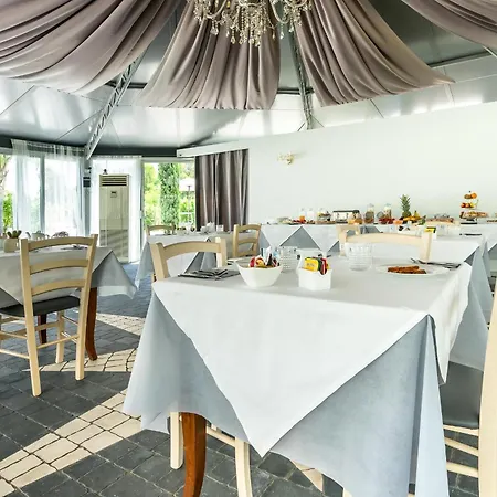 B&B Casale Delle Ronde 라티나